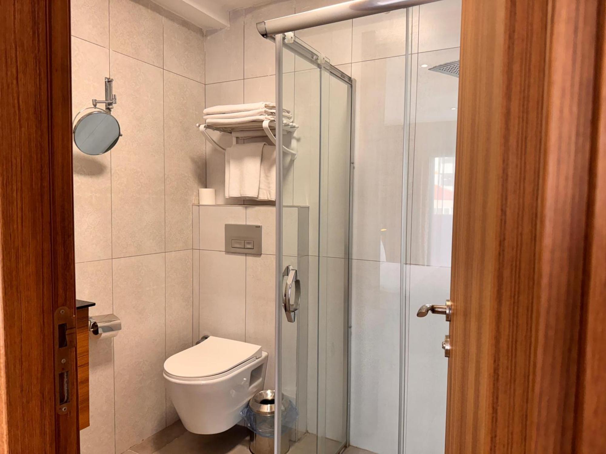 Innport Hotel Gebze Buitenkant foto